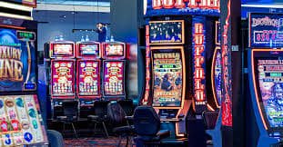 Galactic Gems slot game interface on e200m showing space-themed reels and bonus features